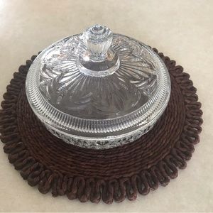 Avon covered dish 6”